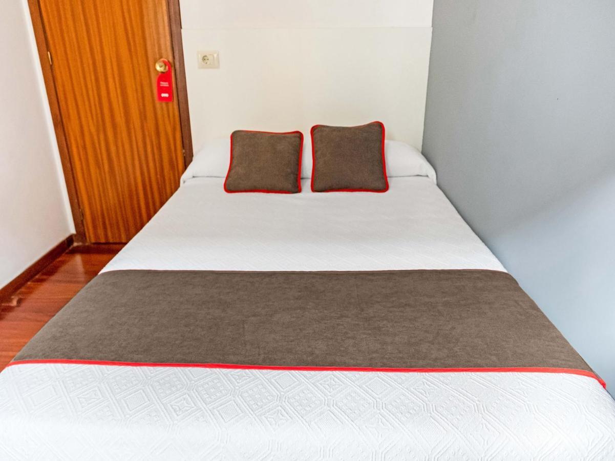 Oyo Hospedaje La Tita Santiago de Compostela Exteriér fotografie